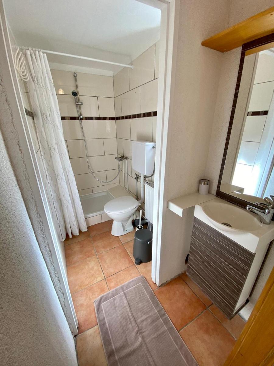 Studio Rekreant - Housity