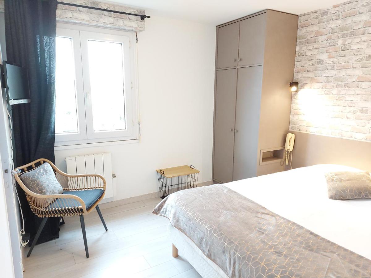 Logis Hôtel Vannes Nord Le Clos Des Hortensias - Housity