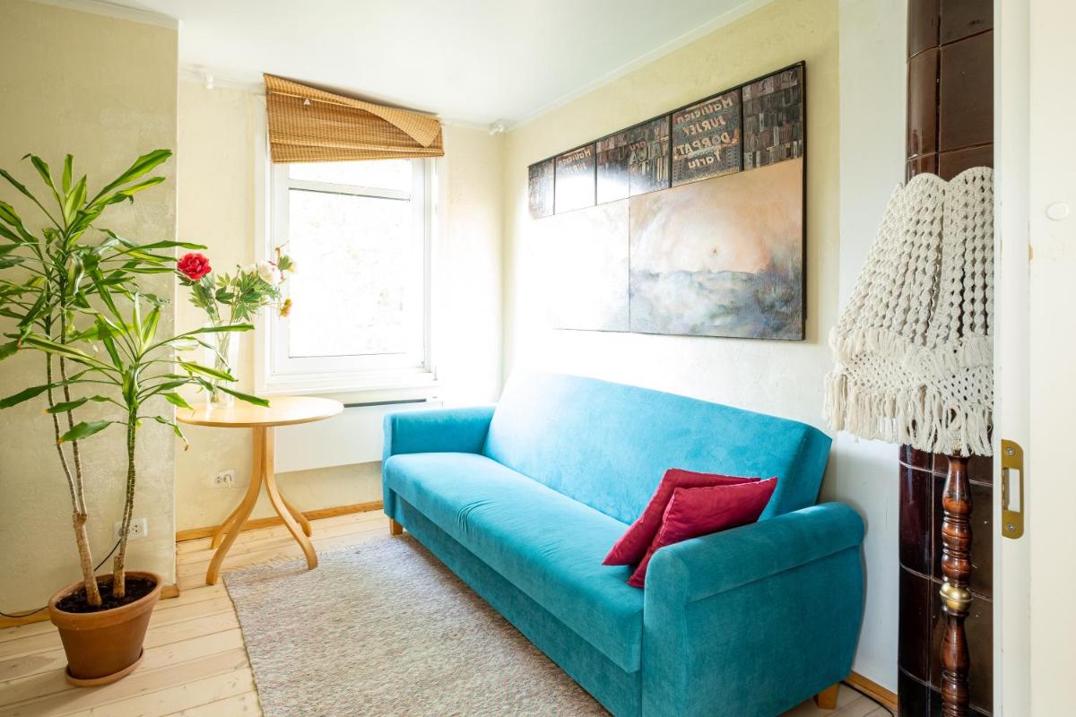 Artists Apartment near Telliskivi Creative Centre - Housity