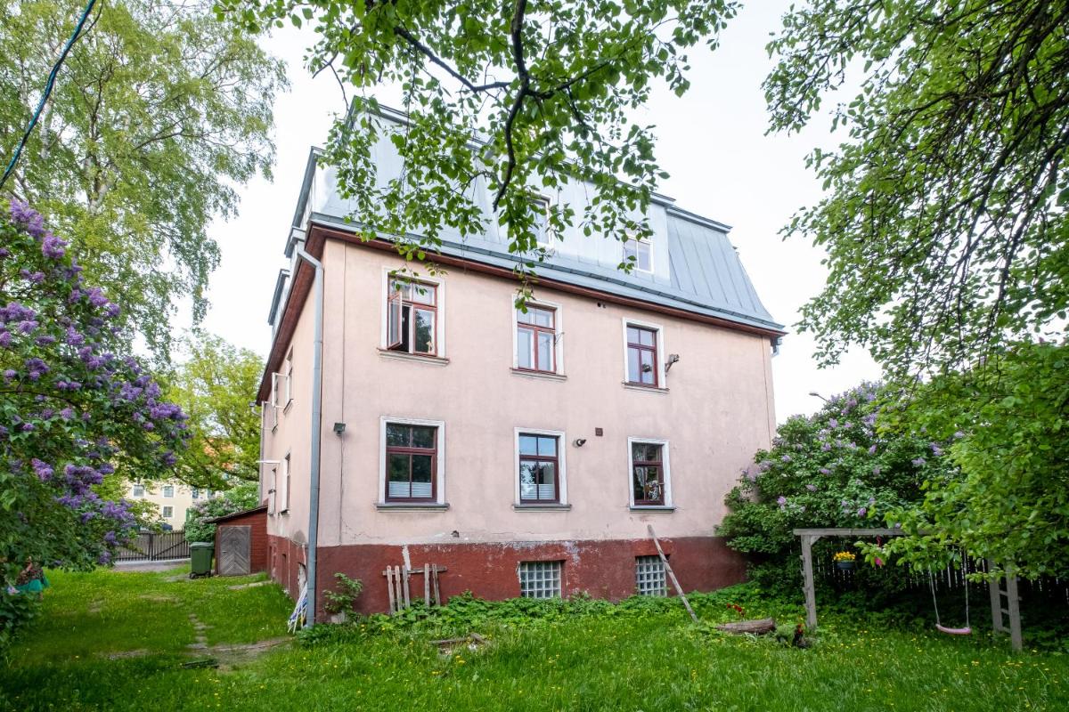 Suitetrails - Artists Apartment near Telliskivi Creative Centre