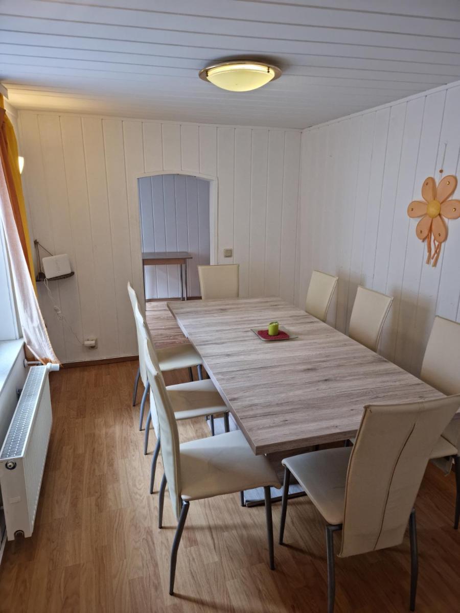 Ferienhaus Wernigerode "Am Schlossbühel" 5 Schlafzimmer - Hizvo