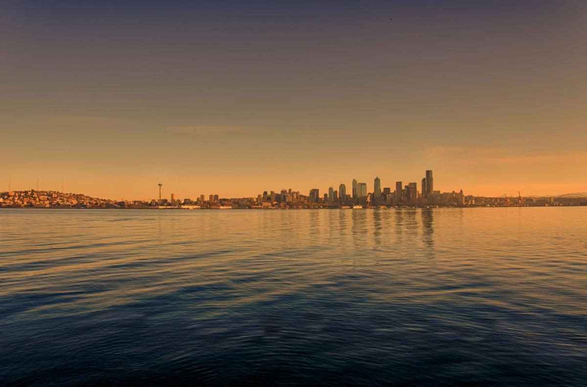 Thompson Seattle, by Hyatt - Housity