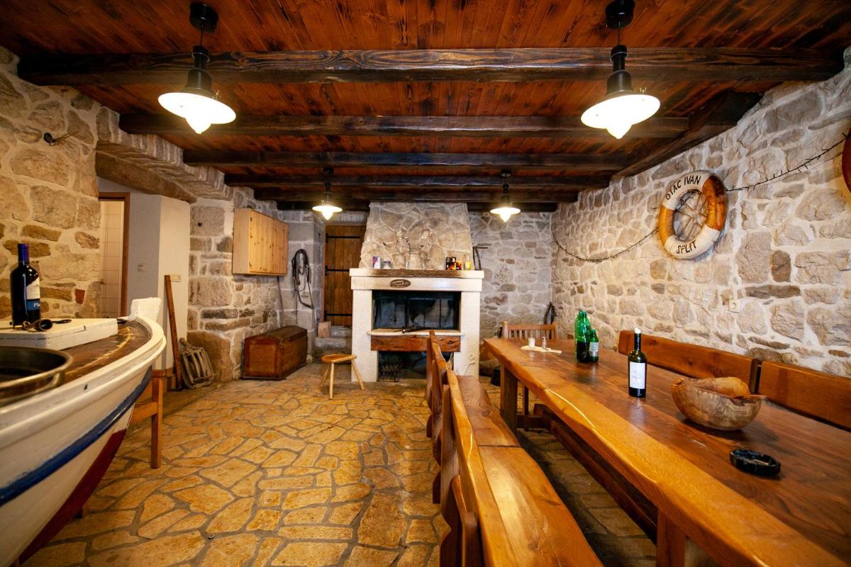 The Beach House - Housity