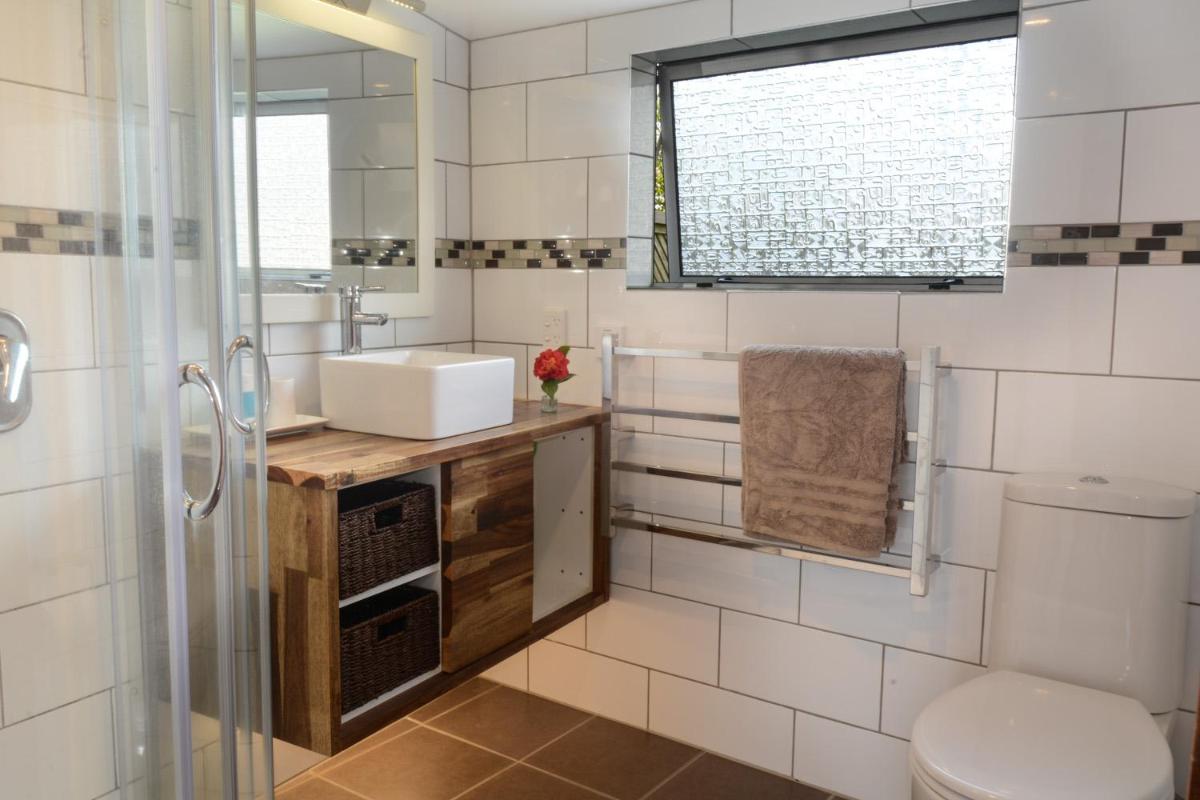 Apartment by The Sea - Housity