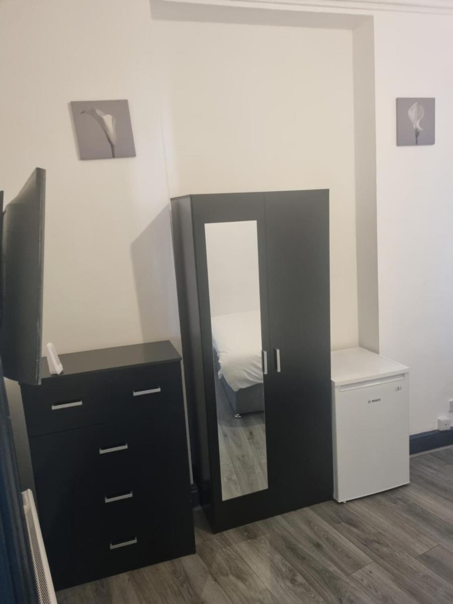 Magee AirBNB - Housity