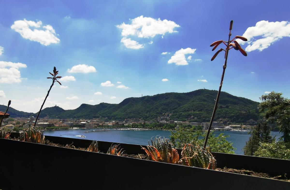 Veranda lake view - Housity