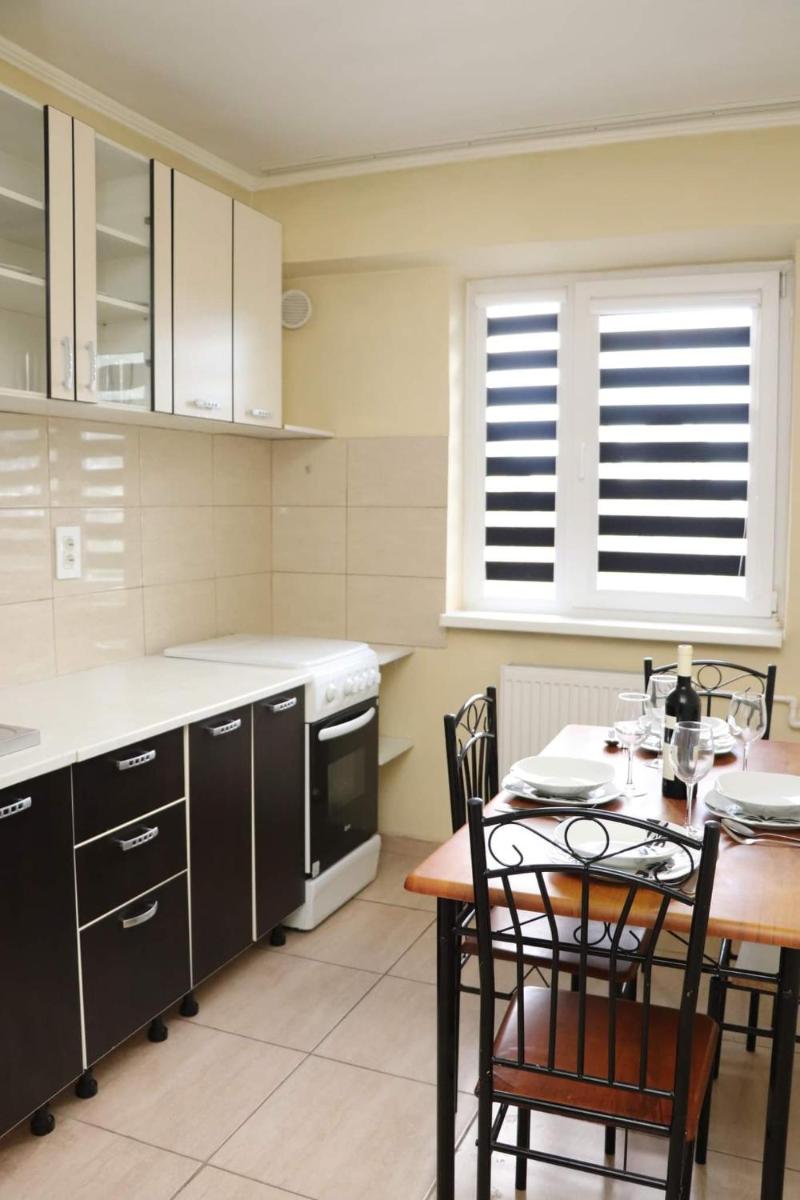 Black Sea Apartment - Housity