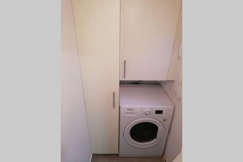 M1 Cool Loft 1 min walk to metro 15 min center by metro - Housity