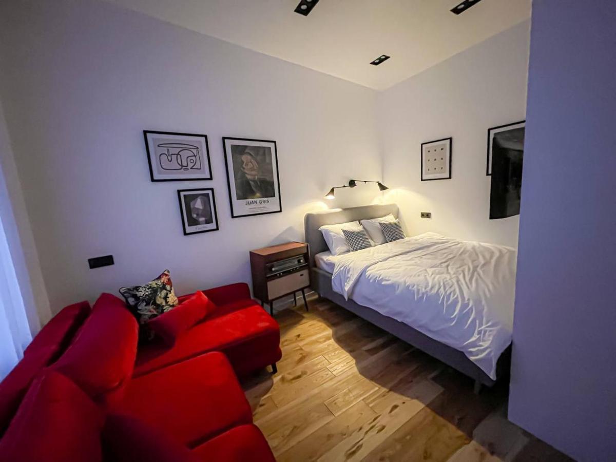 Poetry Apartments in the city center - Housity