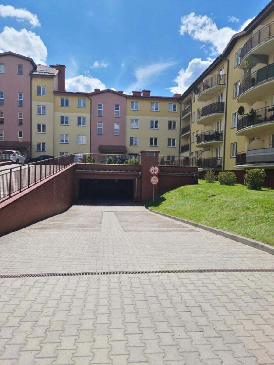 Apartament z garażem podziemnym - Augustowska - Housity