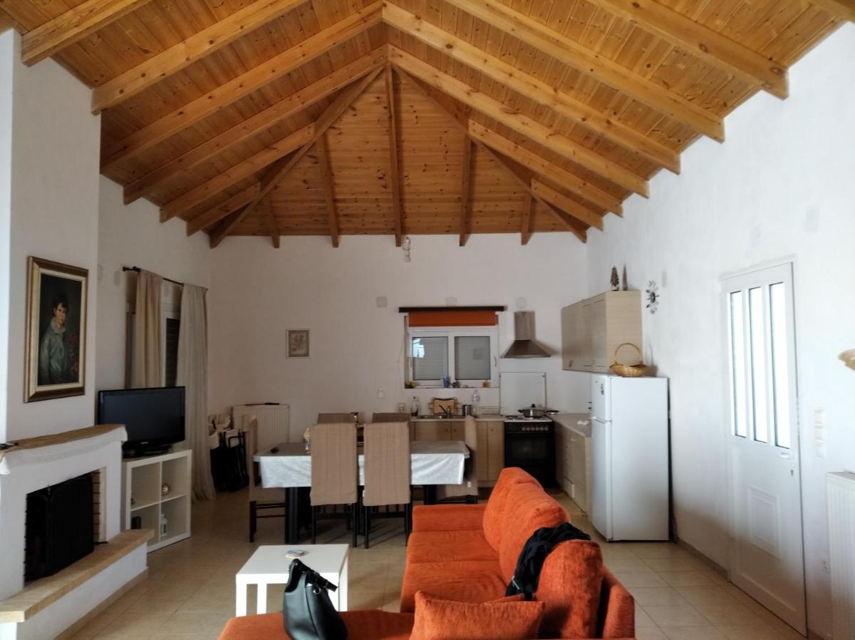 Private Residence at Pyrgos, Messinia - Housity