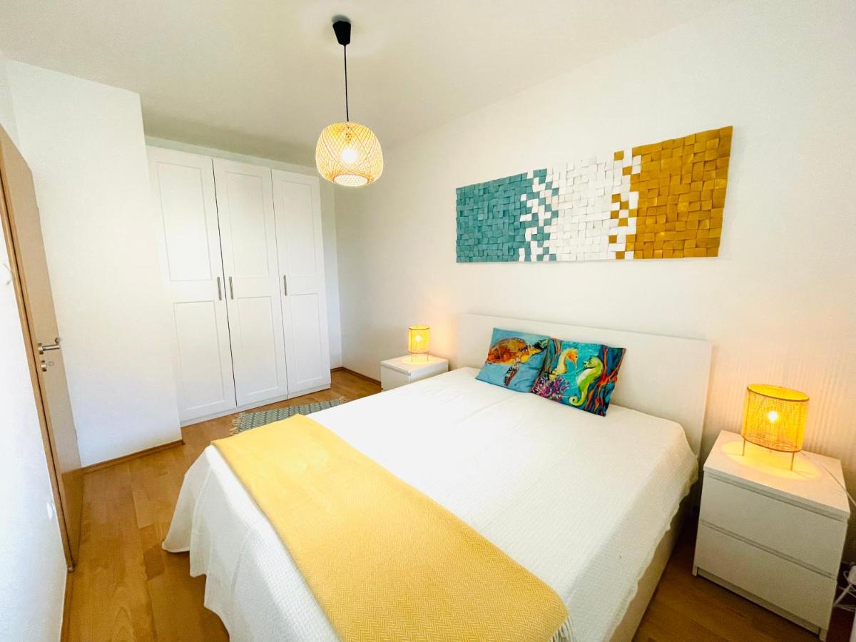 Siófoki Vízparti Nyaraló - LakeSide Apartment - Housity