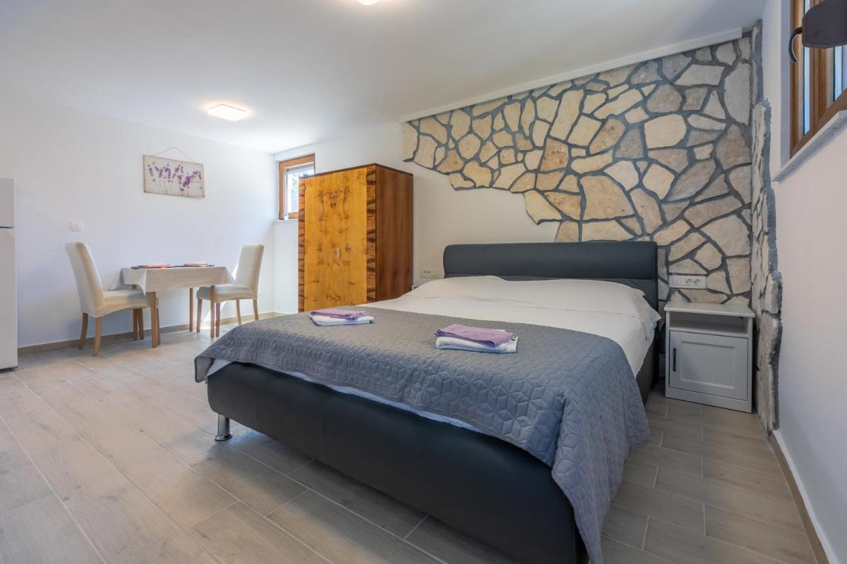 Suitetrails - Apartments Kira Crikvenica