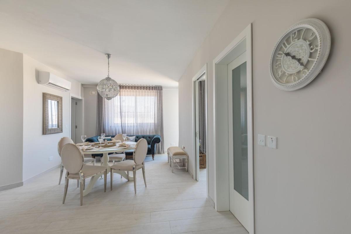 Boutique Style – 2 Bedroom Apartment- Ta’Xbiex, Sliema area - Housity