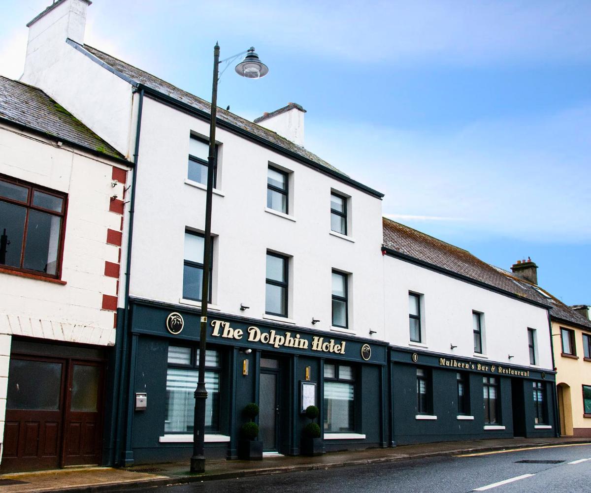 The Dolphin Hotel - Housity