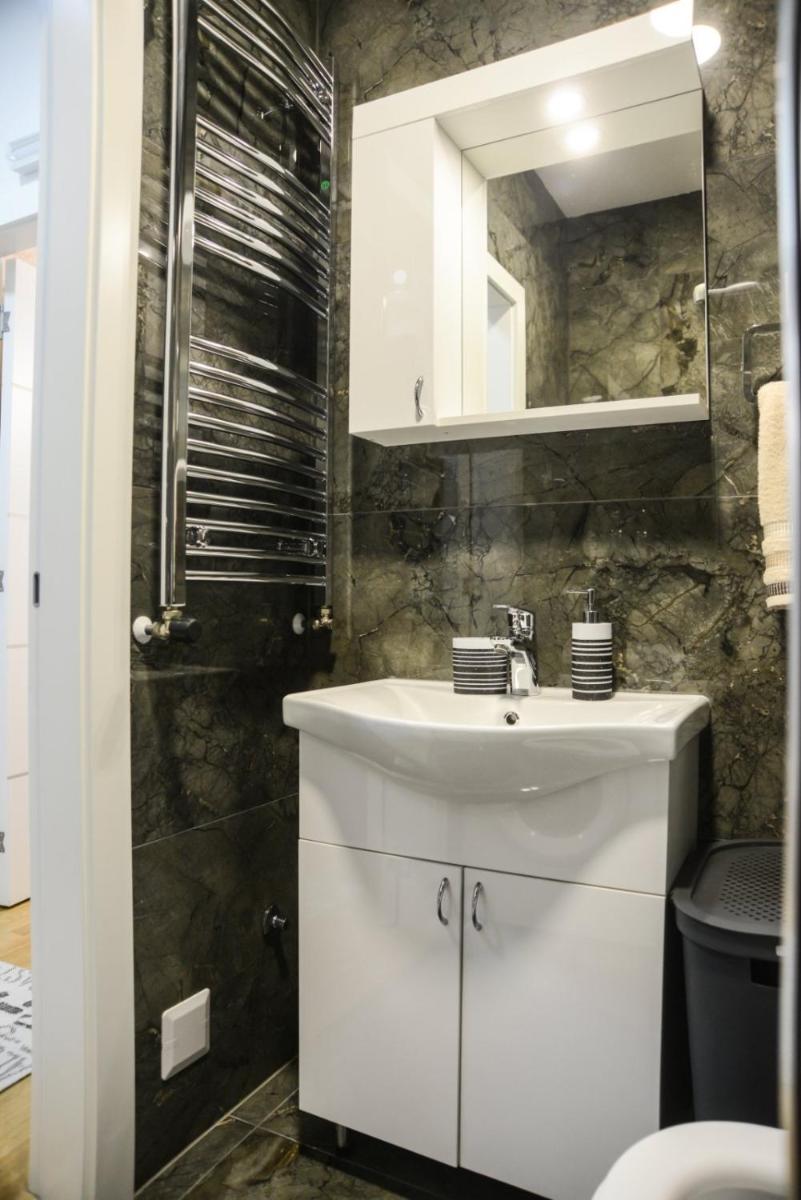 Day lux Apartman - Housity