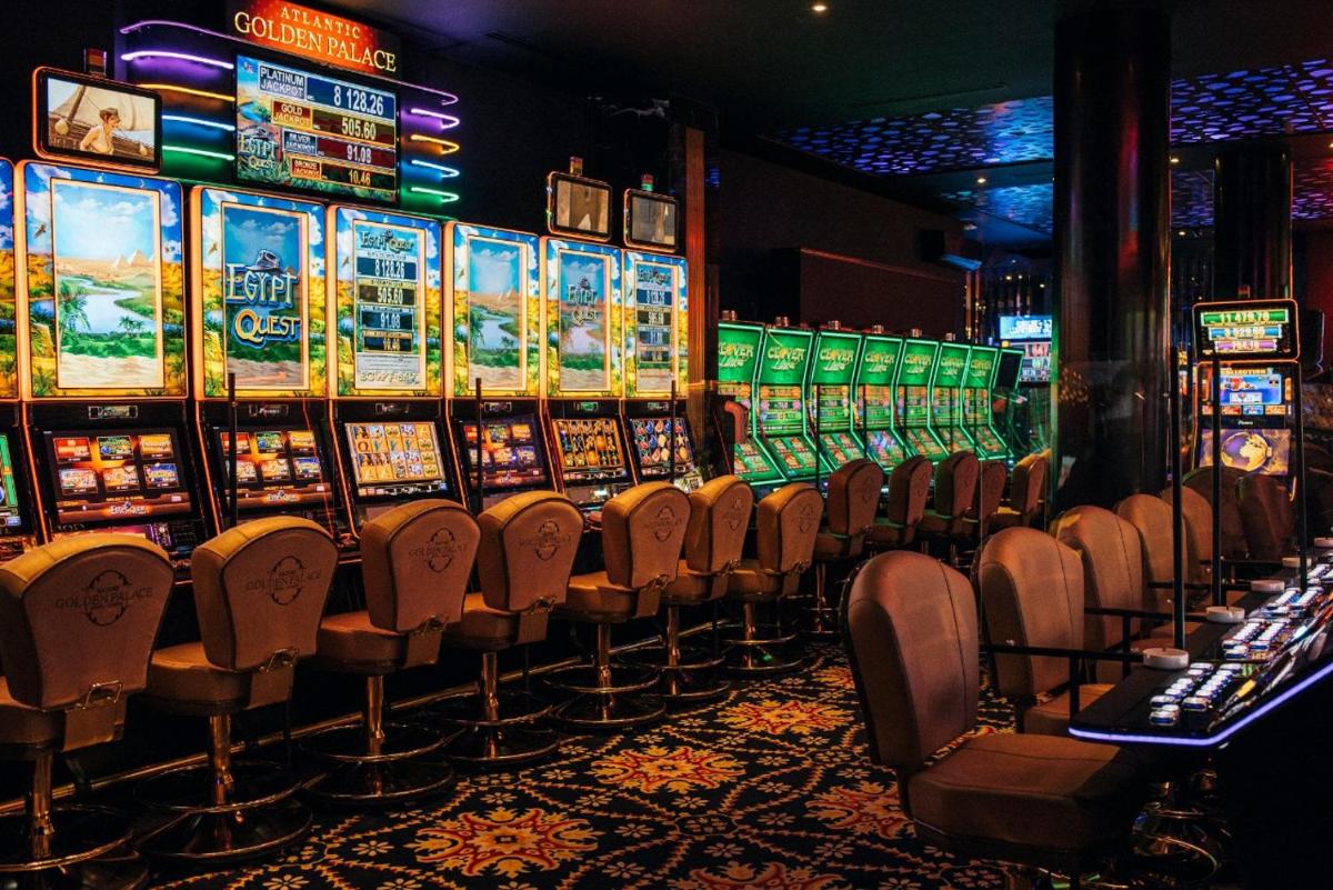 Golden Palace Batumi Hotel & Casino - Housity