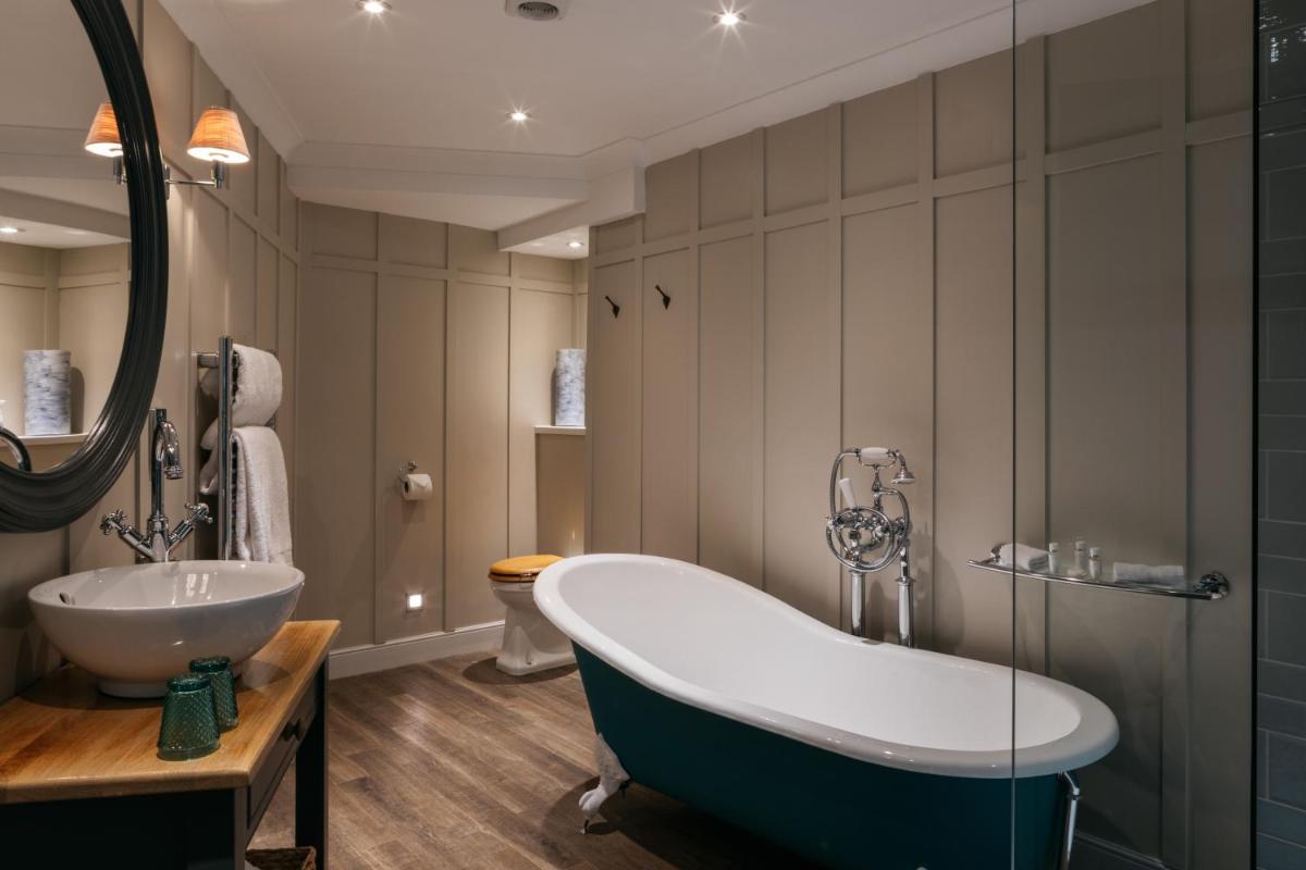 Greenbank Hotel - Housity