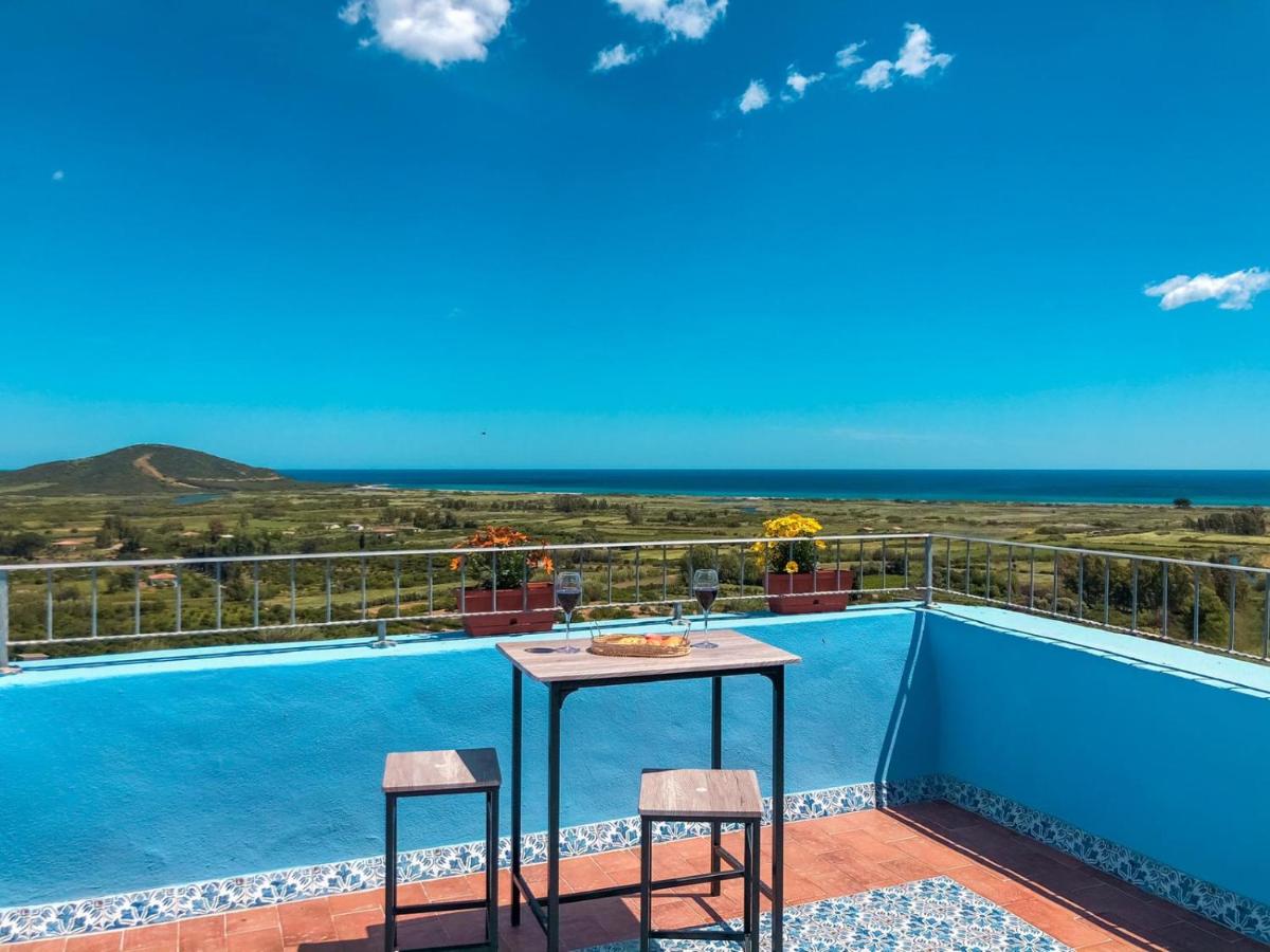 panoramic ROOMS Fora e ' Muros with sea view common terrace , Ammentos Posada - Housity