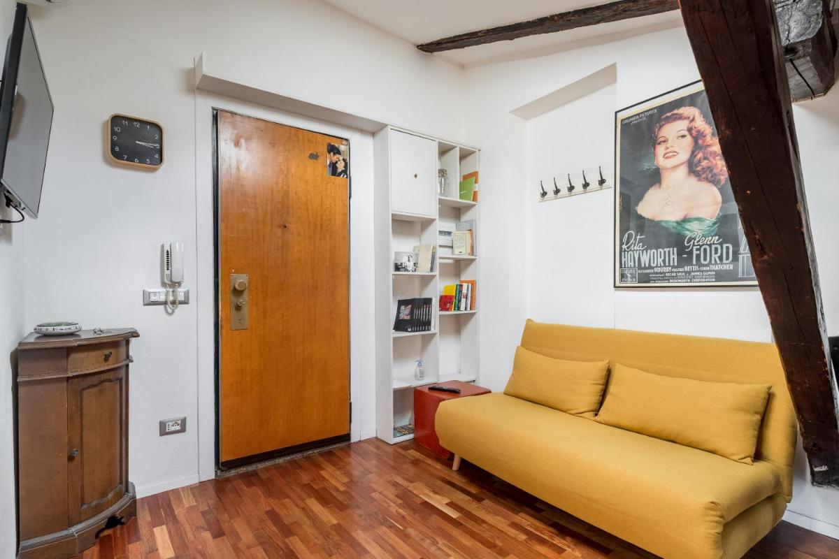 La Mansarda di Via Zamboni by Wonderful Italy - Housity
