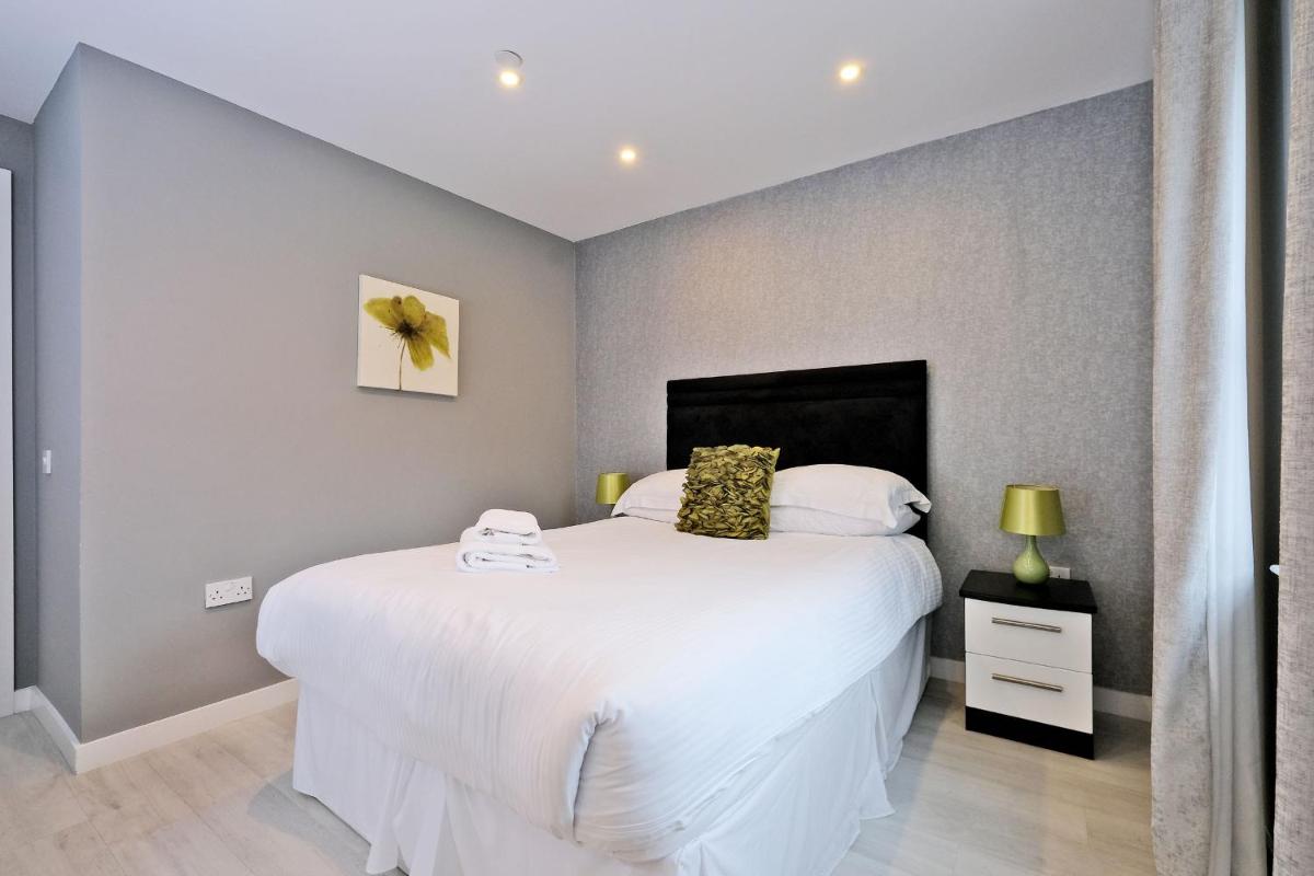 Town and Country Chapel Street Apartments - Housity
