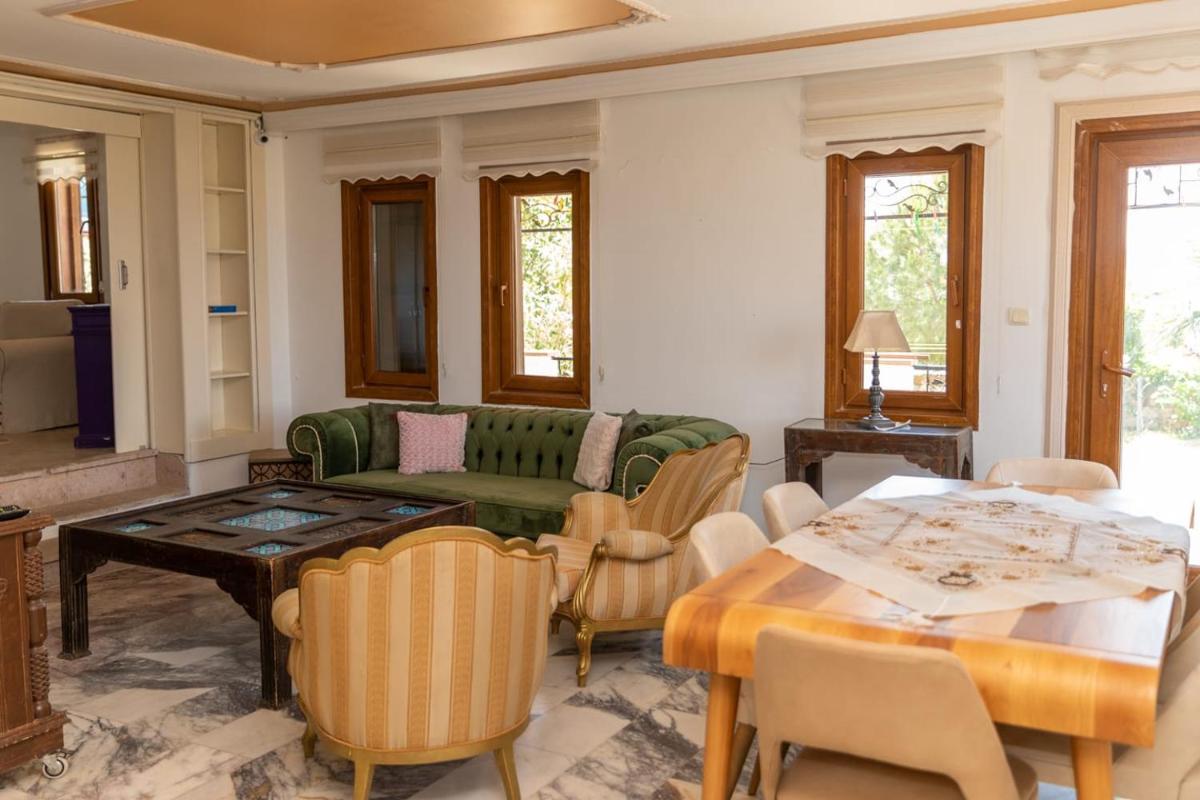 Comfortable Duplex near Beach and Colorful Attractions in Ayvalik - Housity