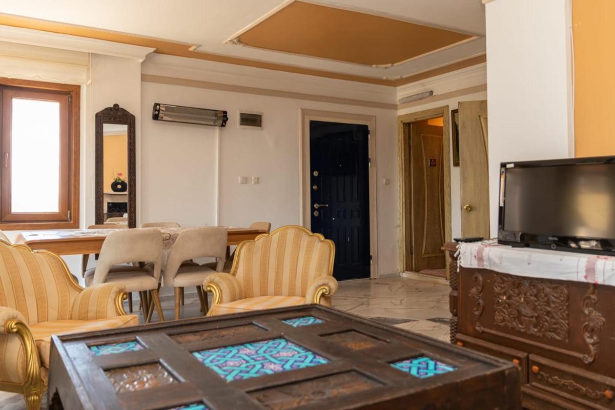 Comfortable Duplex near Beach and Colorful Attractions in Ayvalik - Housity
