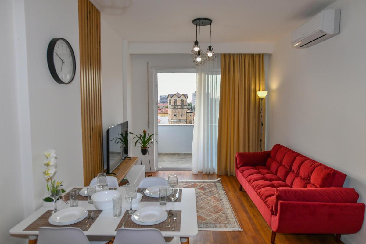 Suitetrails - New Central Apartment