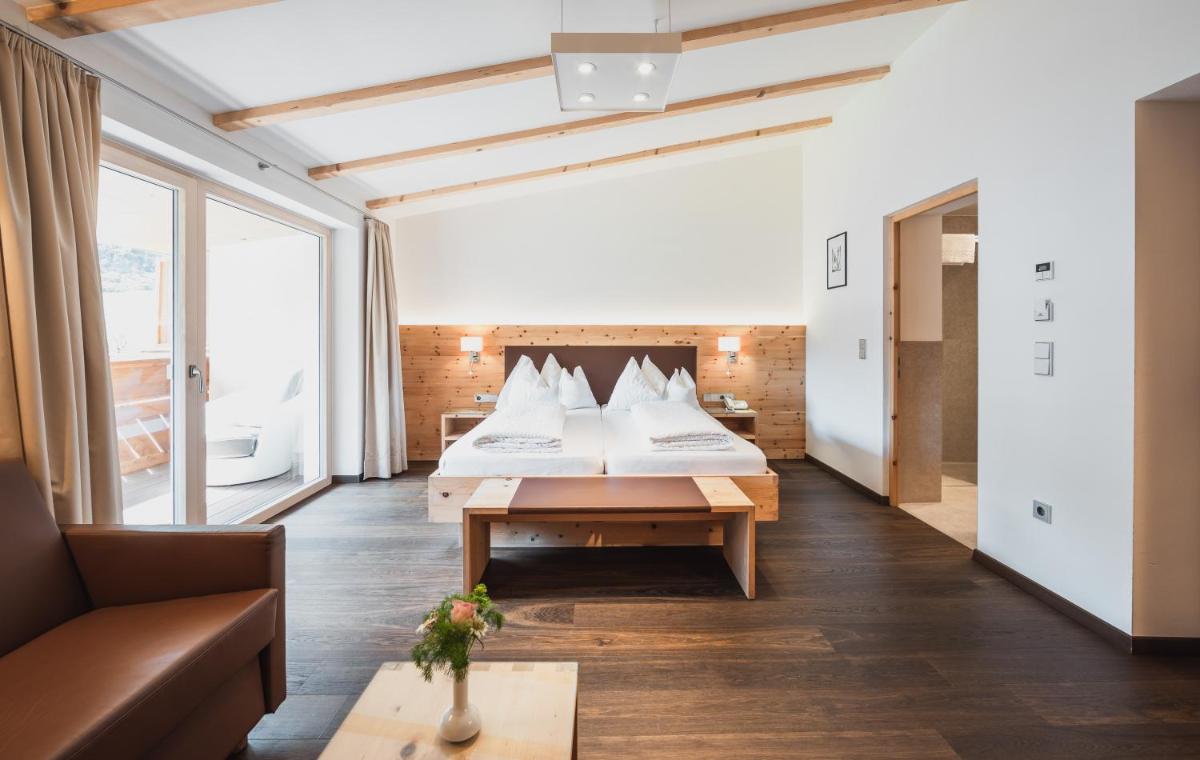 Hotel Bischofhof - Bistro Jasmin - Housity