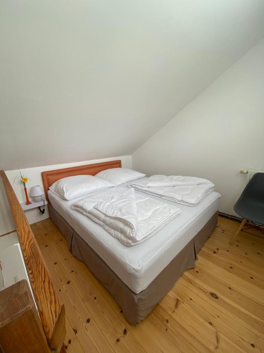 Ferienwohnungen an der Düne - Juliusruh - Housity