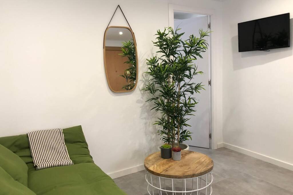 M3 Terrace. Cool apartment 15 min center by metro - Housity