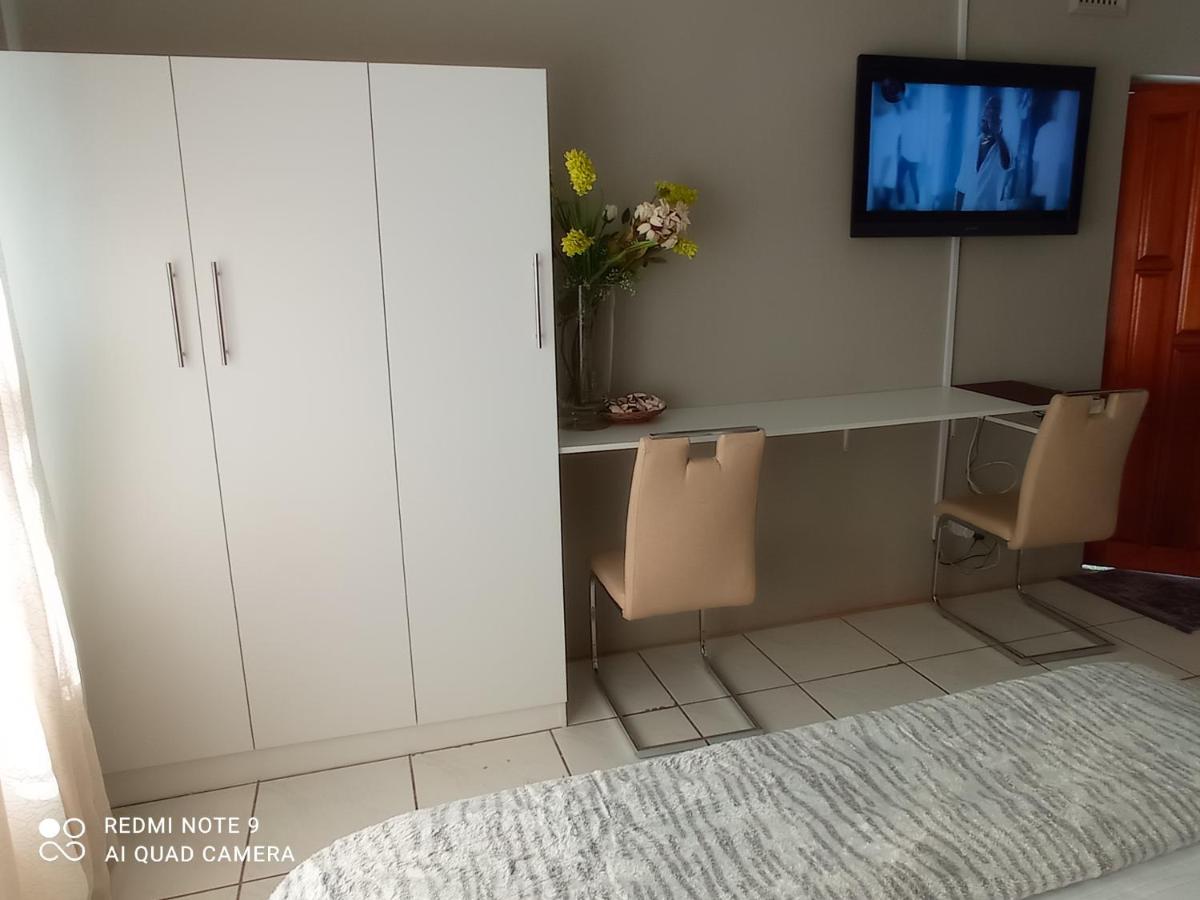 Atholl Heights Home - Housity