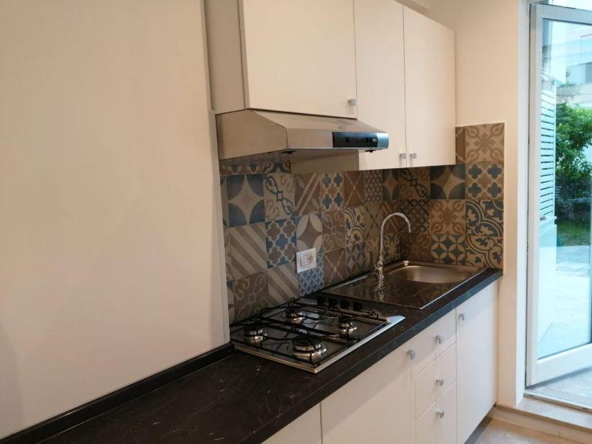 Loris House - Housity