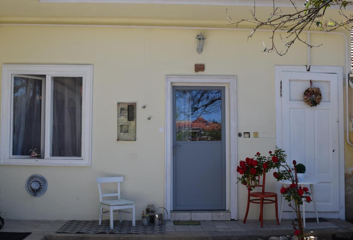 Malomszeg Apartman 2 - Housity