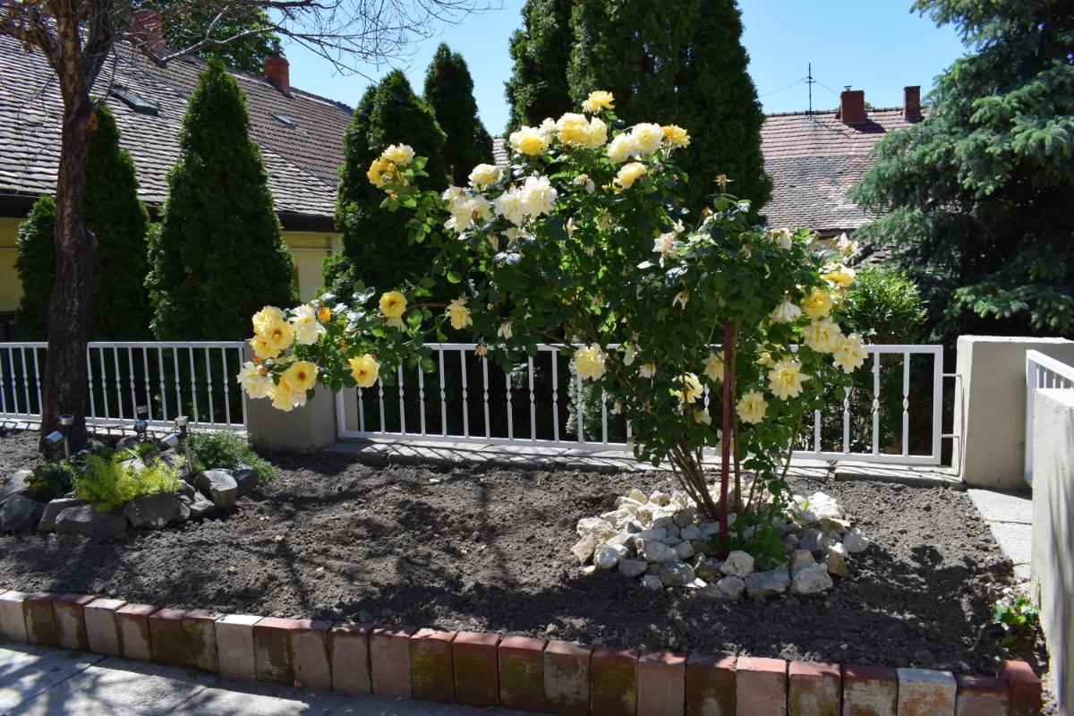 Malomszeg Apartman 2 - Housity
