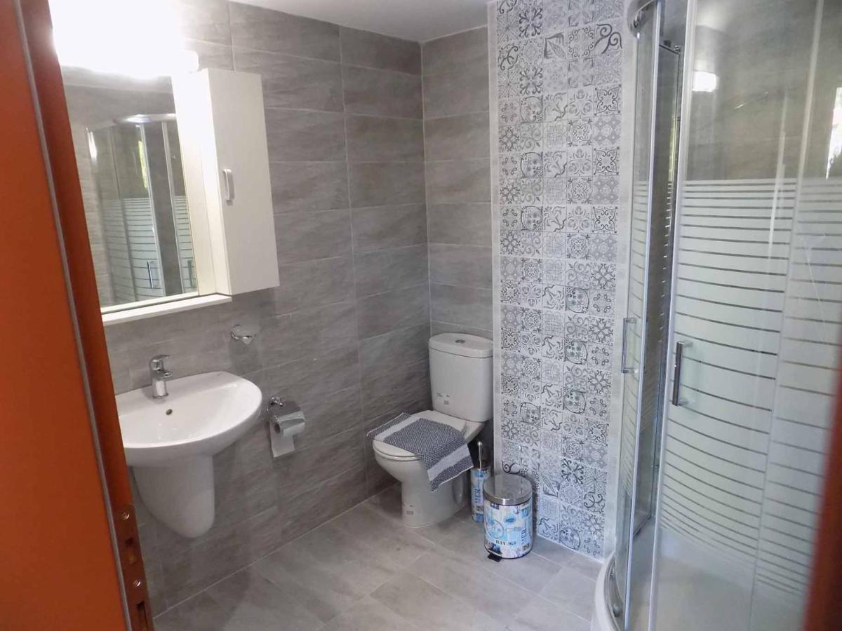 Rhodon House - Housity
