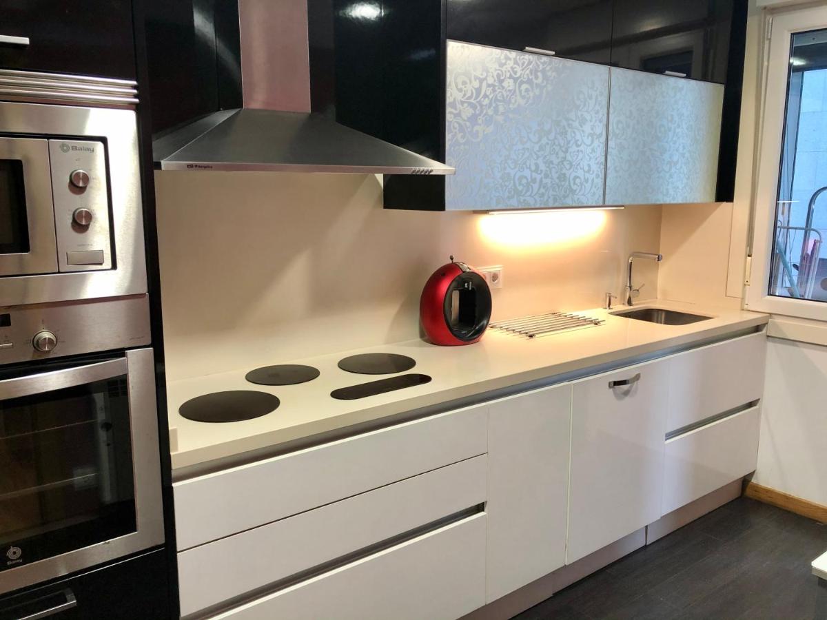 Apartamento BAIONA centro al lado parador y playa - Housity