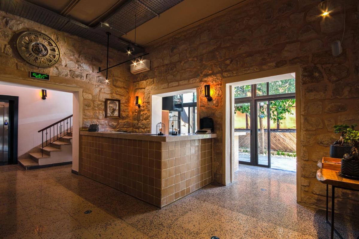 Canary Boutique Hotel - Housity