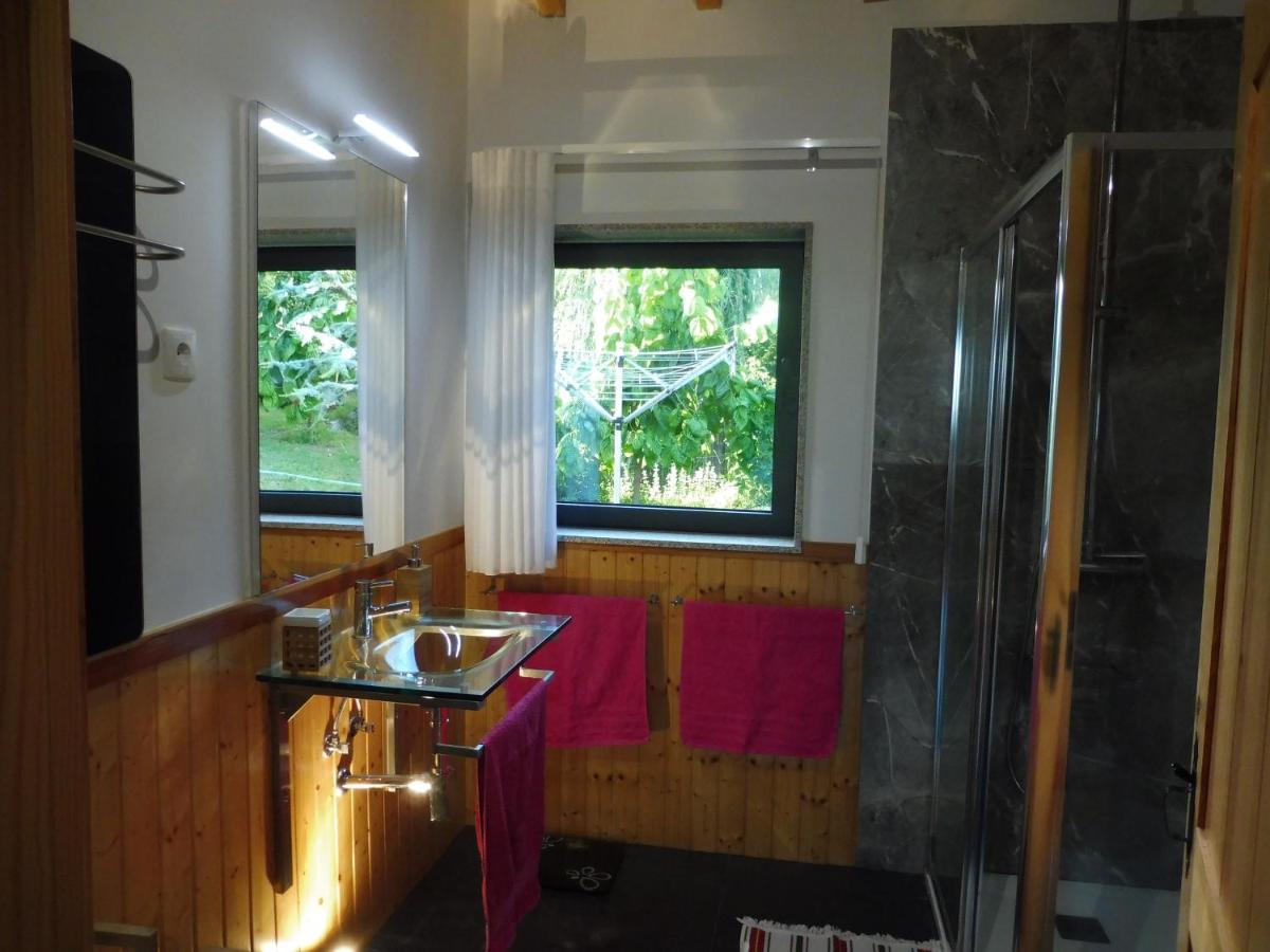 The Pool House - Housity