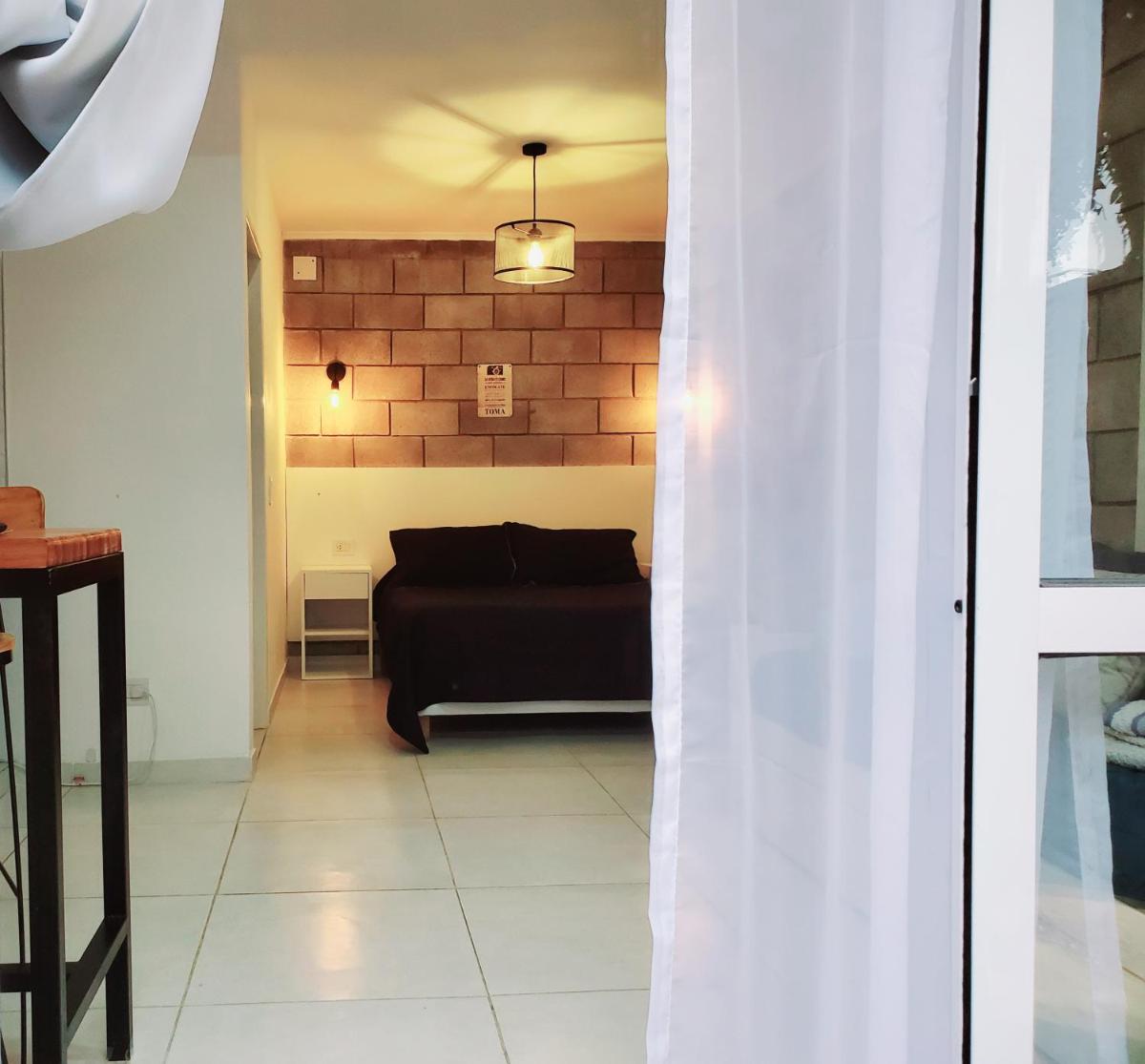 Suite NY, moderno departamento monoambiente -15 min Aerop - Housity