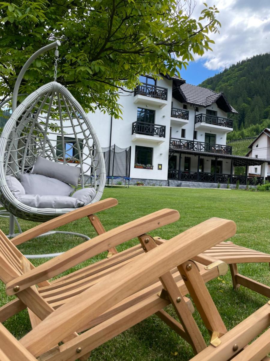 Pensiunea Edelweiss - Housity