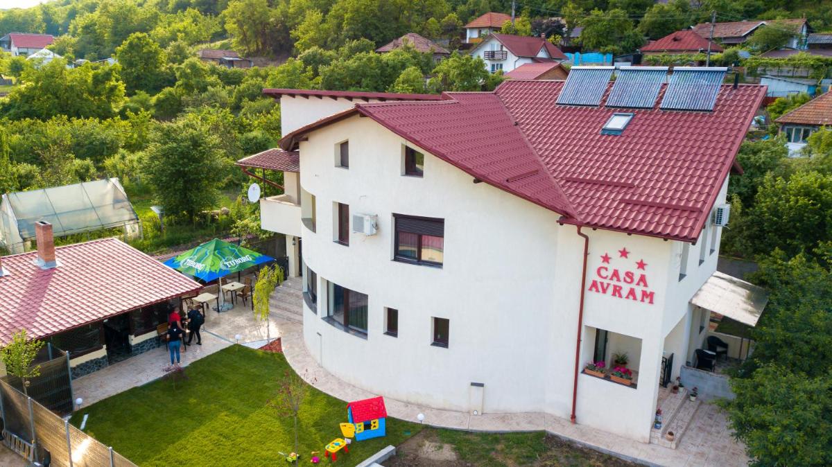 Casa Avram - Housity