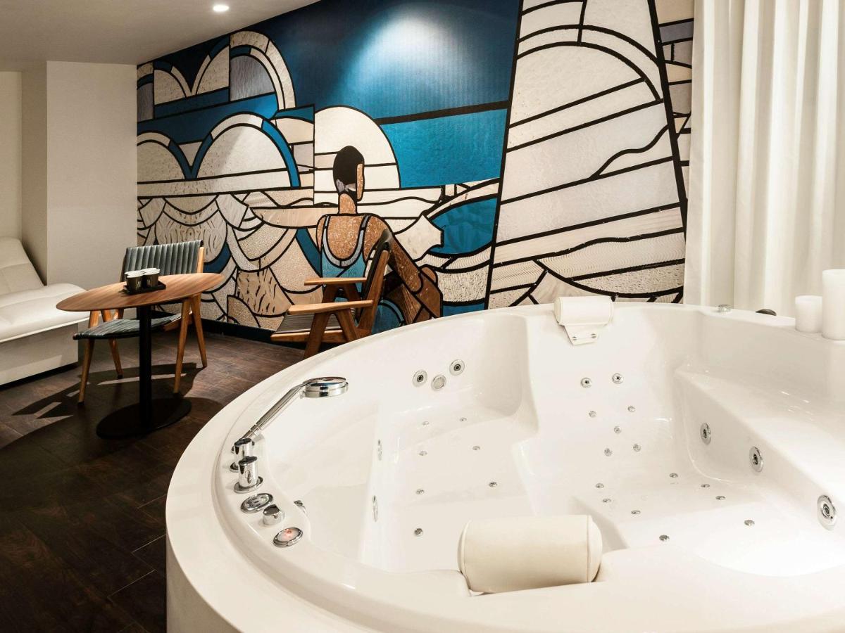 Coin salon dans l'établissement Molitor Hotel & Spa Paris - MGallery Collection