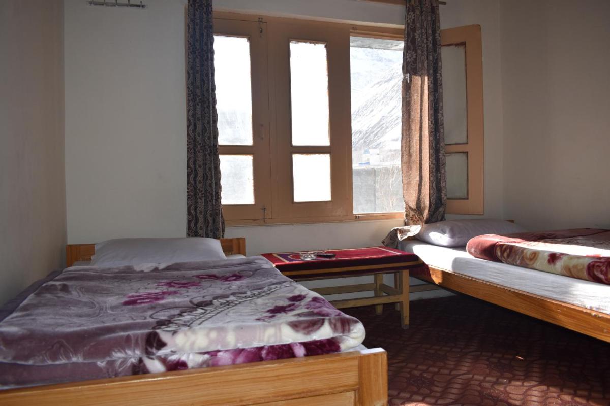 Park Hotel & Restaurant - Housity
