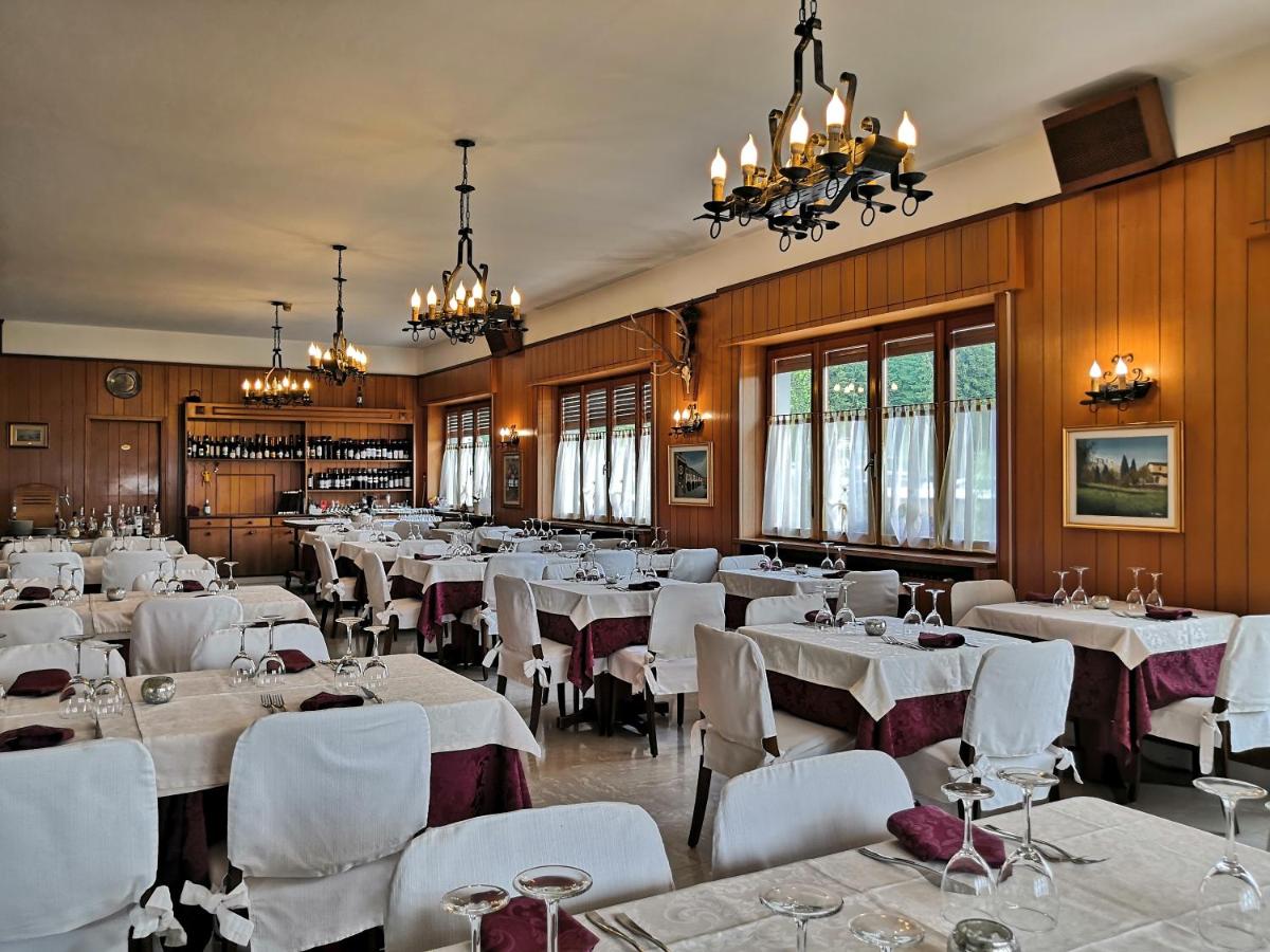 Albergo Ristorante Scanapà - Housity