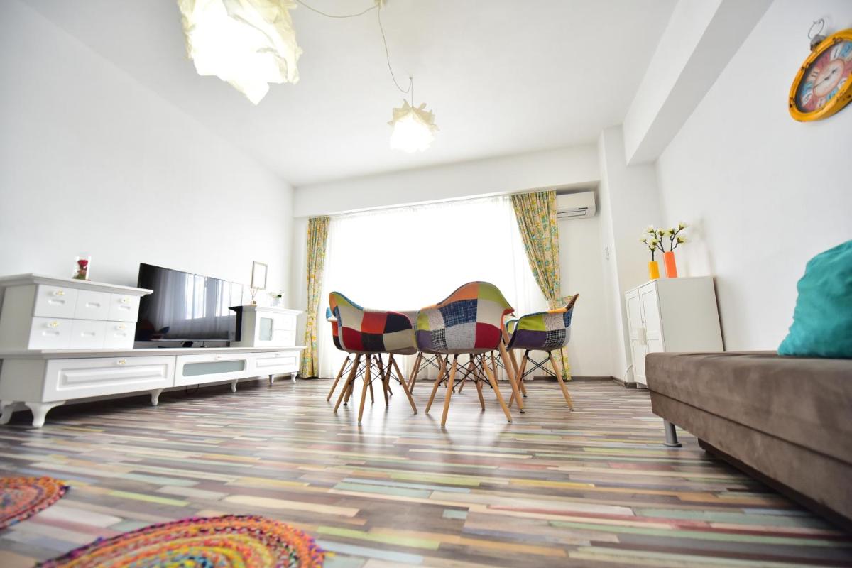 Suitetrails - Mountain View Apartment