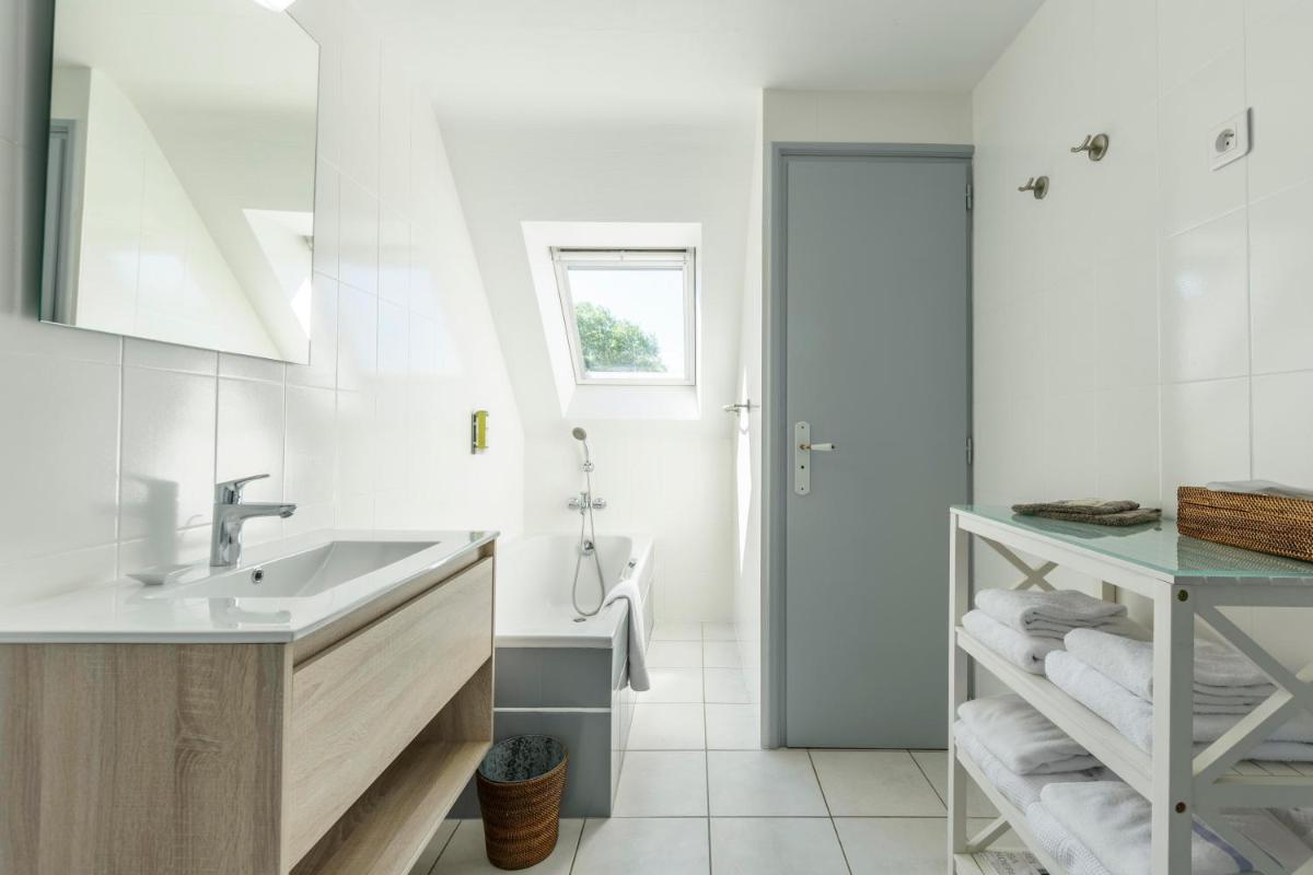 Salle de bains dans l'établissement La Désirade - Hôtel, Spa & Restaurant