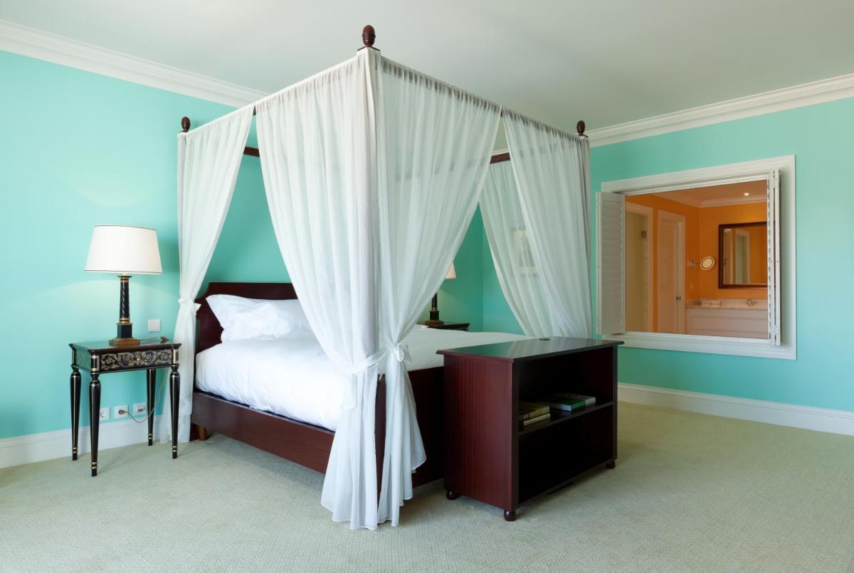Uma cama ou camas num quarto em The Yeatman