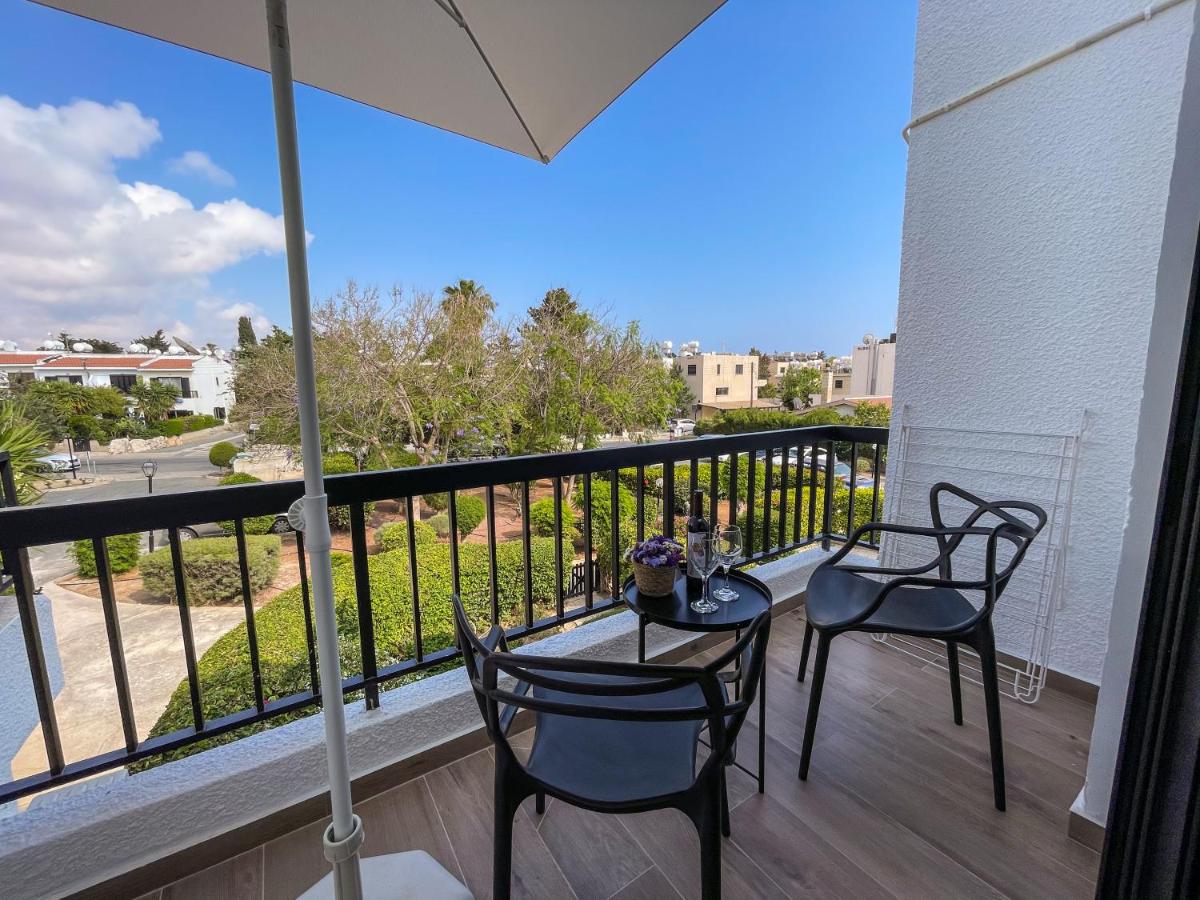 Paloma Living - Luxury Flat Margarita Gardens no.108 - Housity