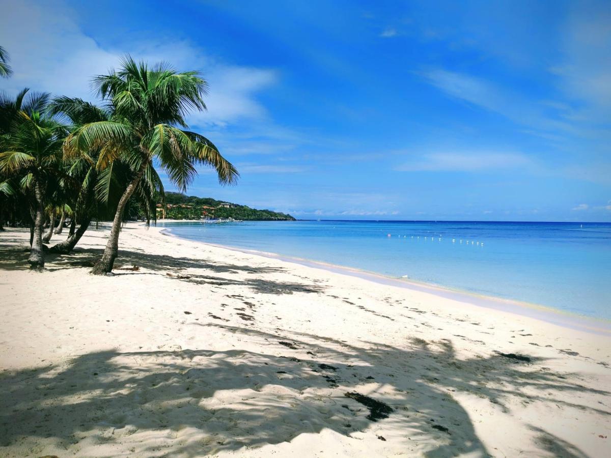 Seaside Inn Roatan - Housity